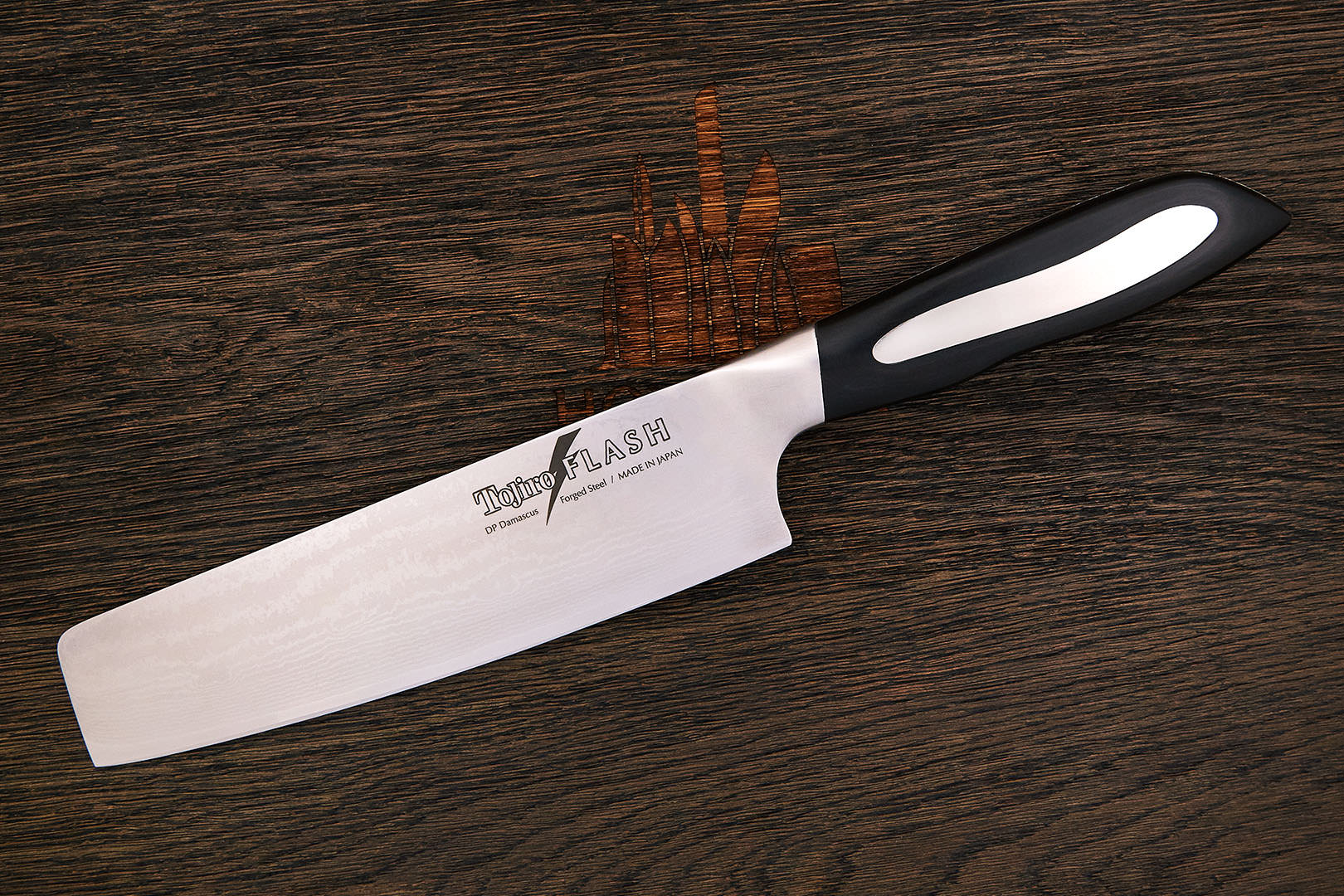 Нож из традиционной стали