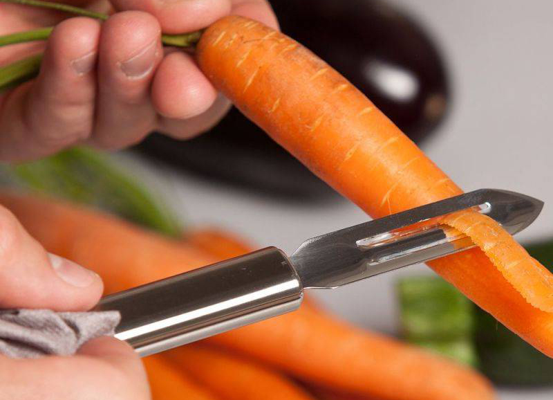 Нож для очистки овощей